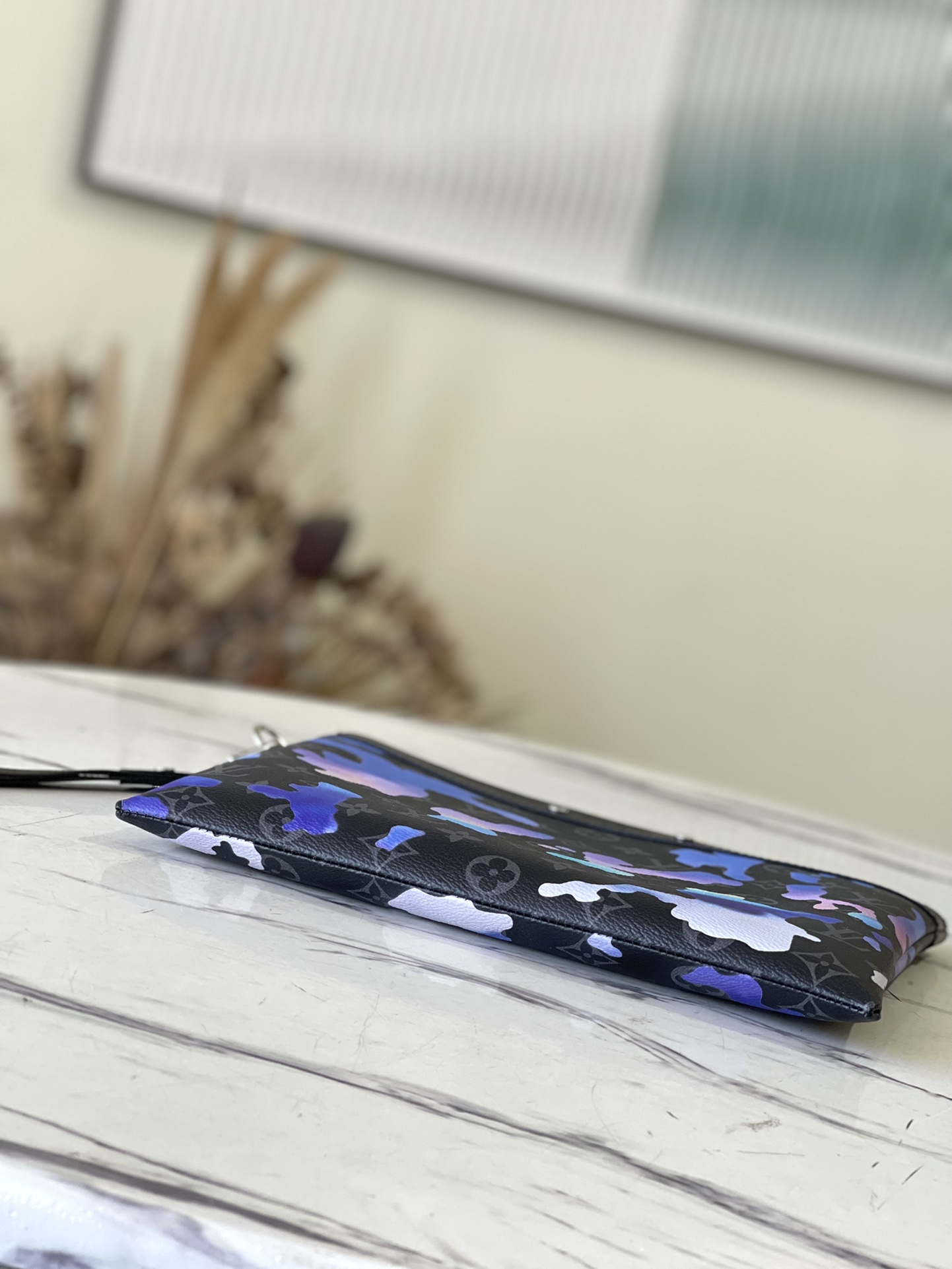 𝐋𝐎𝐔𝐈𝐒 𝐕𝐔𝐈𝐓𝐓𝐎𝐍   M81848