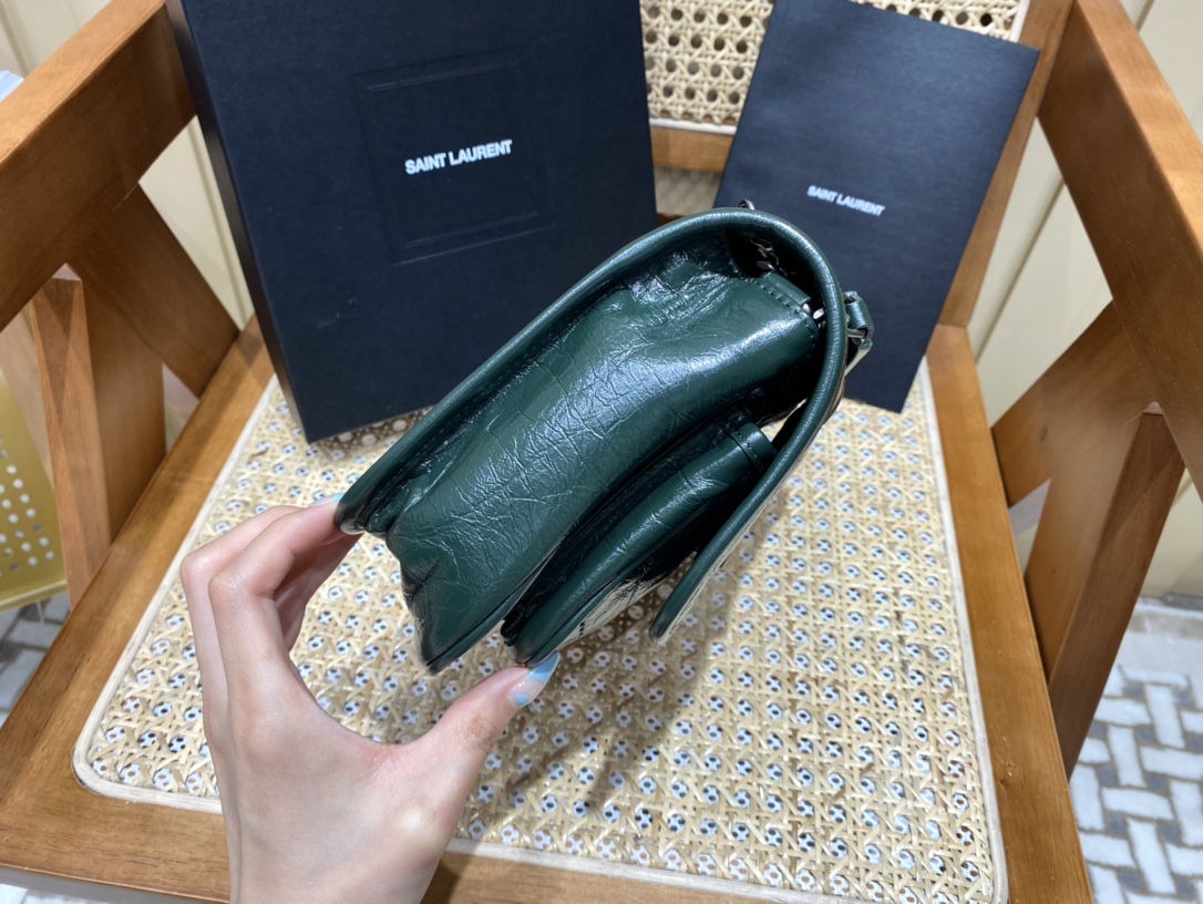 SAINT LAURENT 【❗️Fried street niki new version❗️】(22cm) #633151.jd