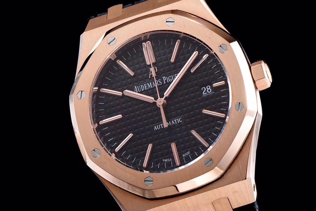 Audemars Piguet Royal Oak 15400 Series Men's Watch 41mm