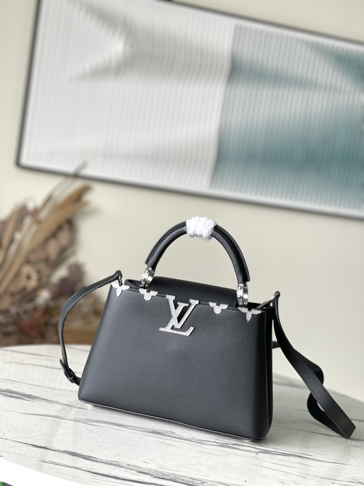 𝐋𝐎𝐔𝐈𝐒 𝐕𝐔𝐈𝐓𝐓𝐎𝐍   M51783