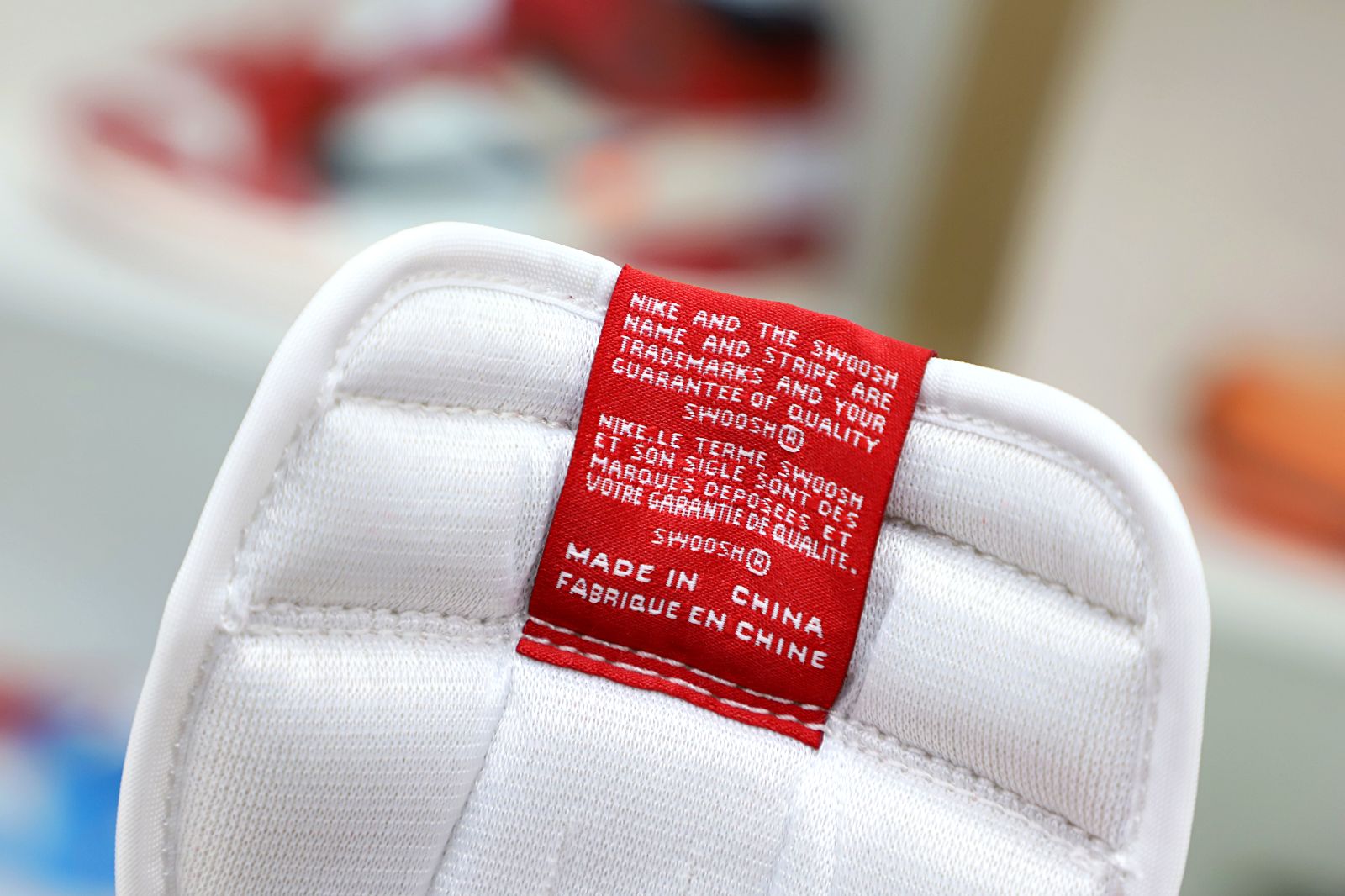 AIR JORDAN 1 RETRO HIGH OG CHICAGO 2015