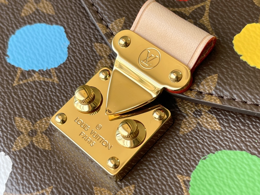 𝐋𝐎𝐔𝐈𝐒 𝐕𝐔𝐈𝐓𝐓𝐎𝐍    M46384