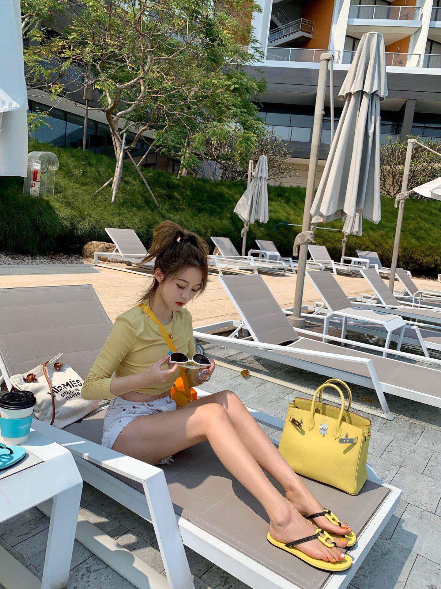 Hermes holiday series 🌈🏝🌤 pig nose flip flops sandals