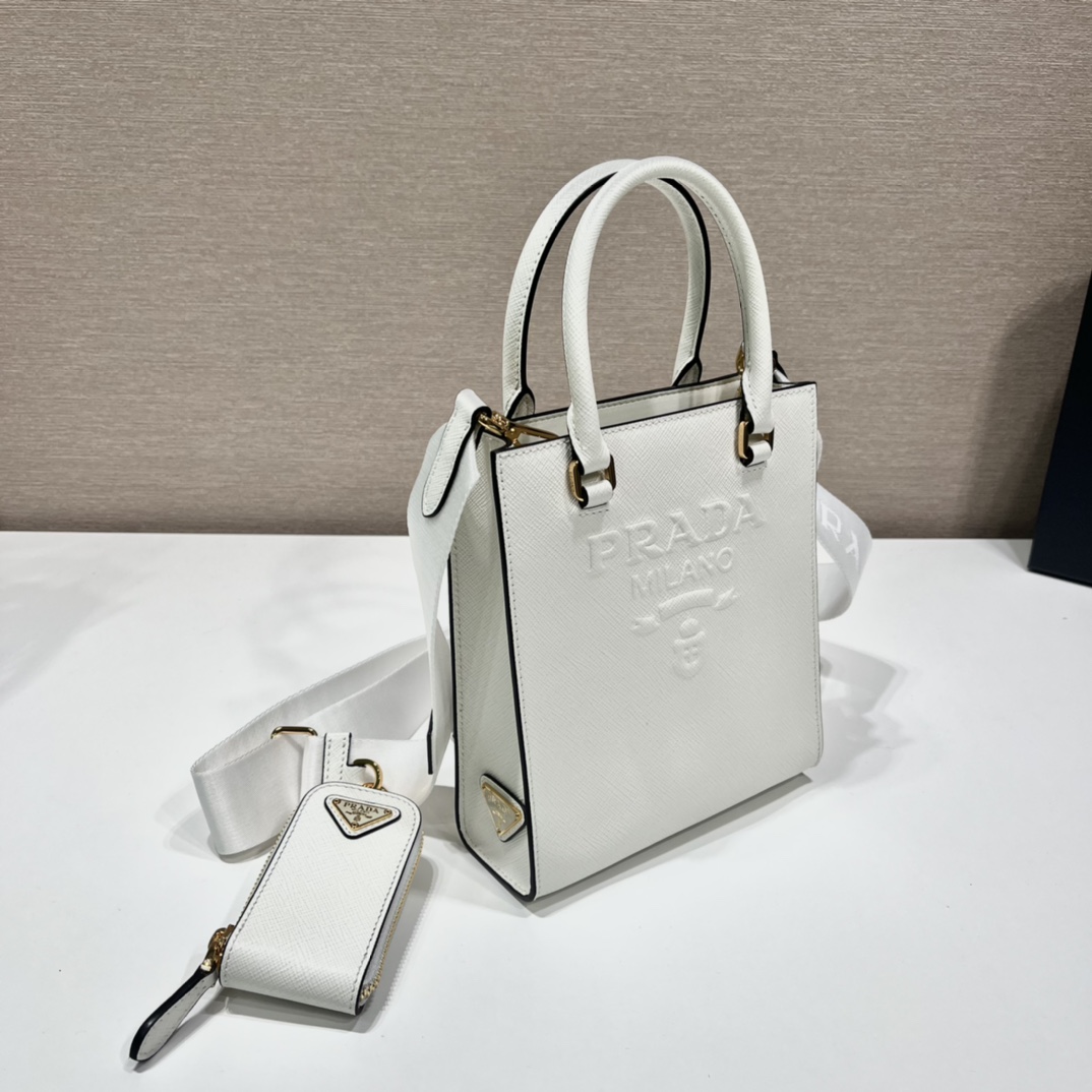 𝐏𝐑𝐀𝐃𝐀 Small size tote bag 1BA333