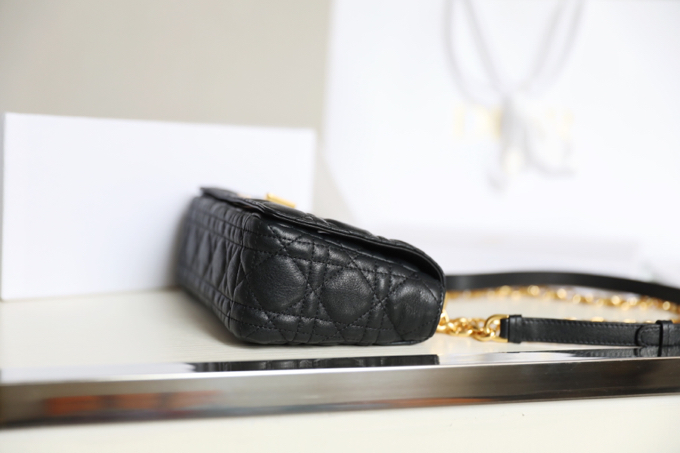 [DlOR CARO] Black soft cow leather rattan check DR-081