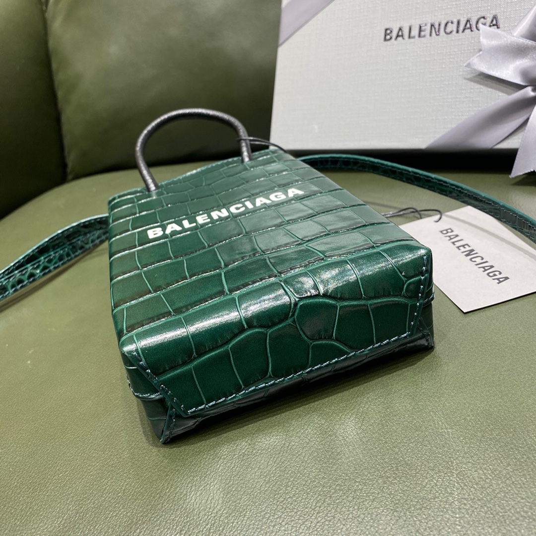 BALENCIAGA 𝗦𝗵𝗼𝗽𝗽𝗶𝗻𝗴 𝗯 𝗮𝗴 Crocodile shopping paper bag
