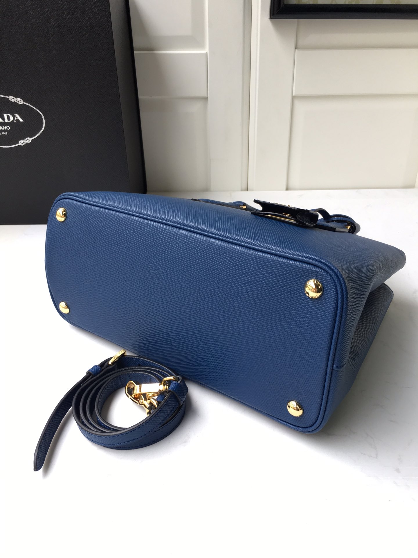 𝐏𝐑𝐀𝐃𝐀 1BA232 Handbag