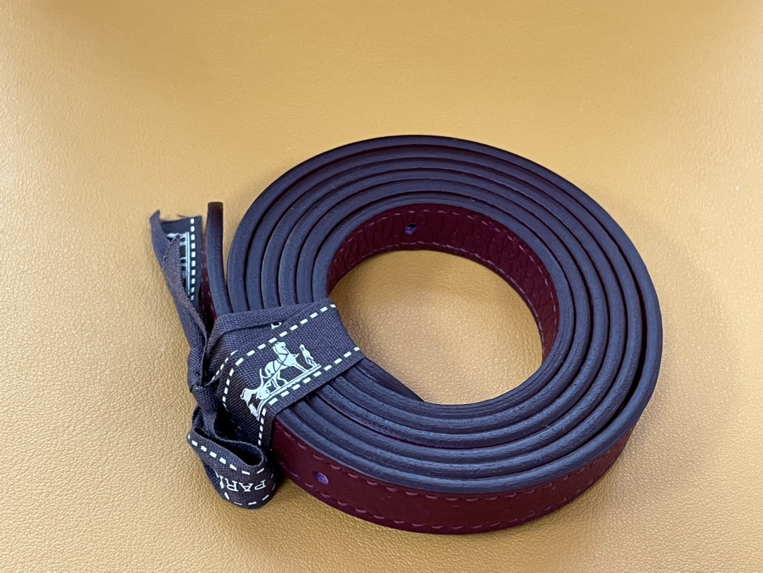 halzan 25 bordeaux burgundy TC leather