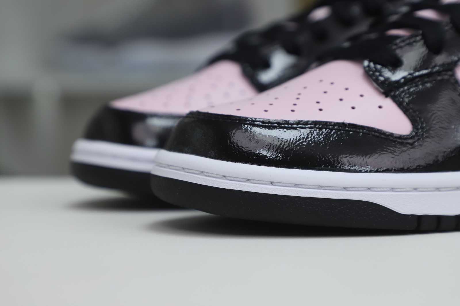 Nike Dunk Low ESS Pink Black