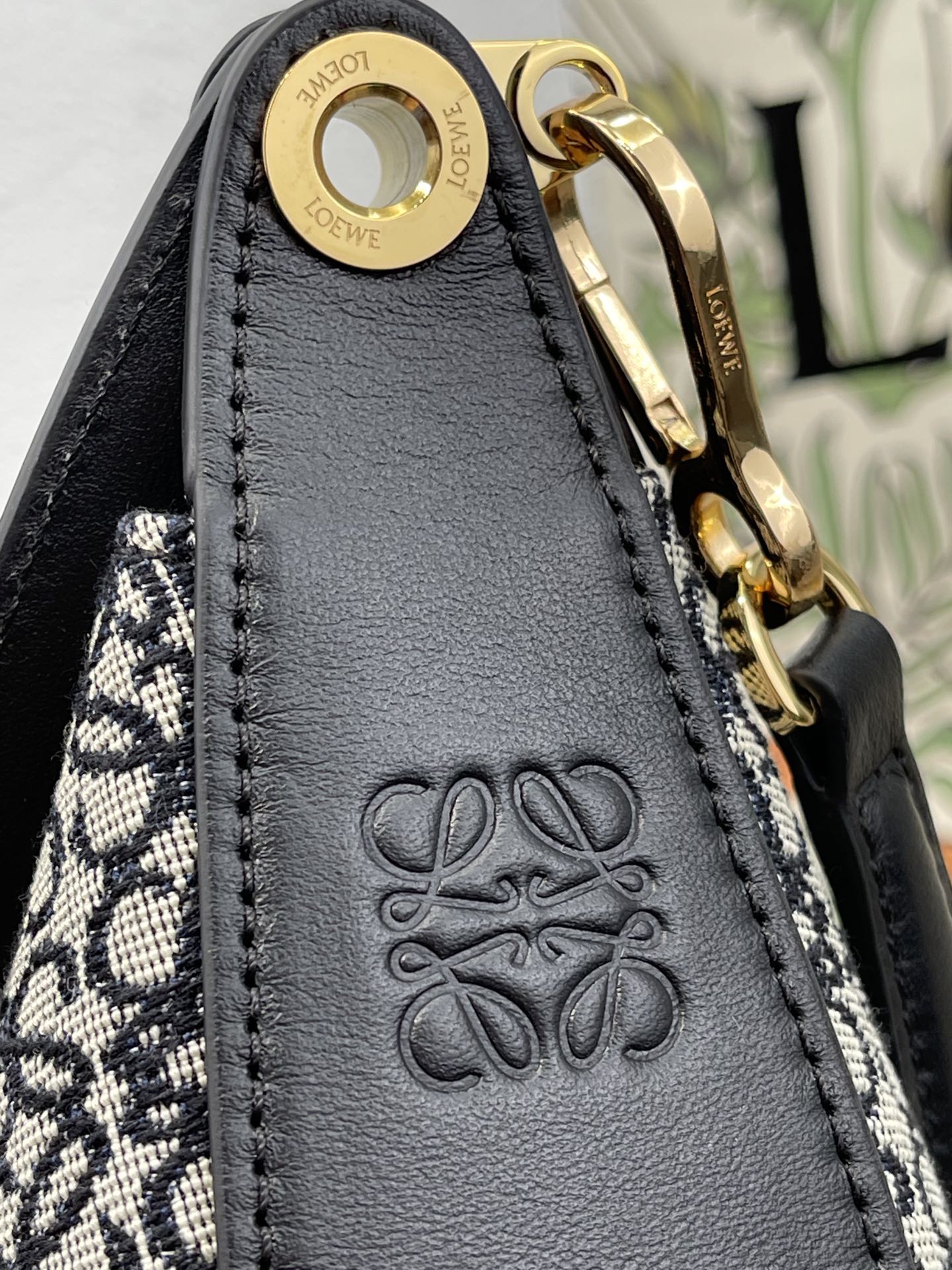 LOEWE Luna moon bag#10195