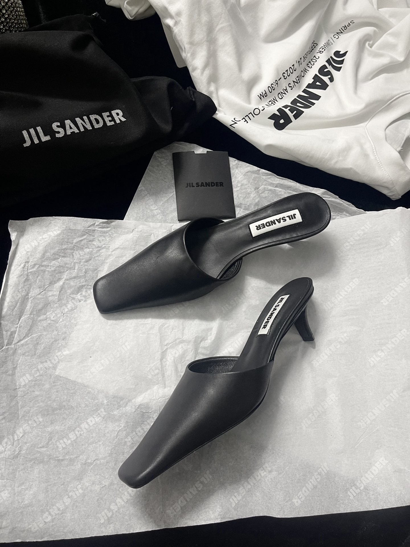 𝐉𝐢𝐥 𝐬𝐚𝐧𝐝𝐞𝐫｜𝟐𝟎𝟐𝟑/𝐒𝐒 𝐧𝐞𝐰 𝐀𝐖 fashionable slippers