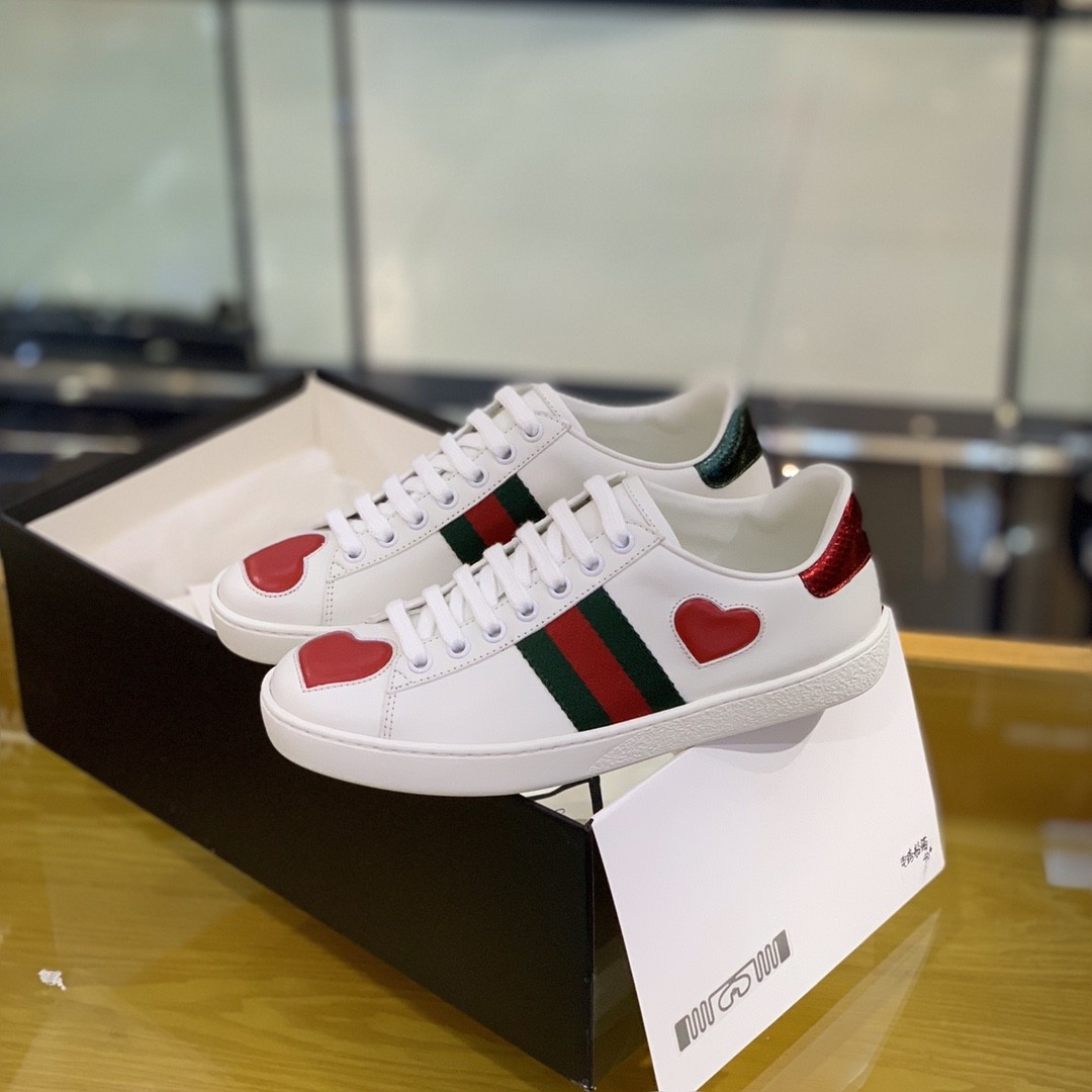 Gucci sneakers Support chip phone sensing