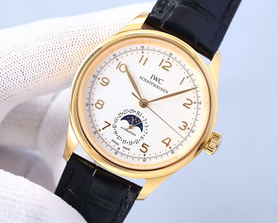 IWC- Portuguese IW390704 with Cal. 89361 chronograph movement Superluminova