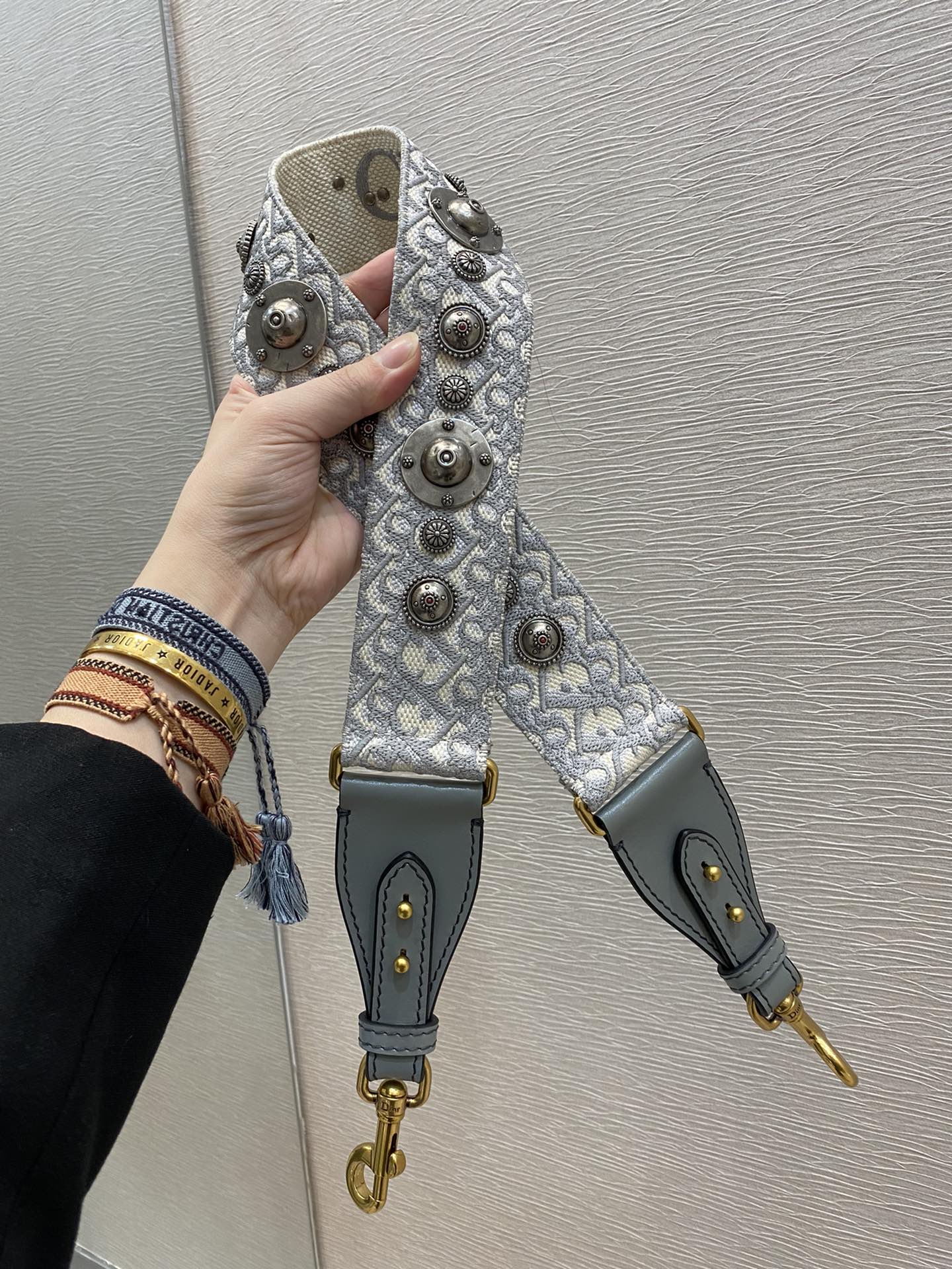 Dior classic heavy letter shoulder strap