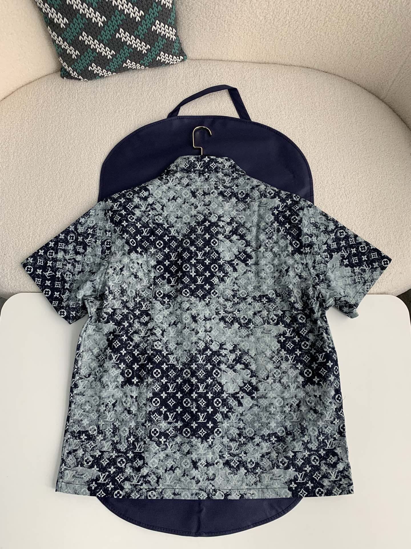 Louis Vuitton Shirts