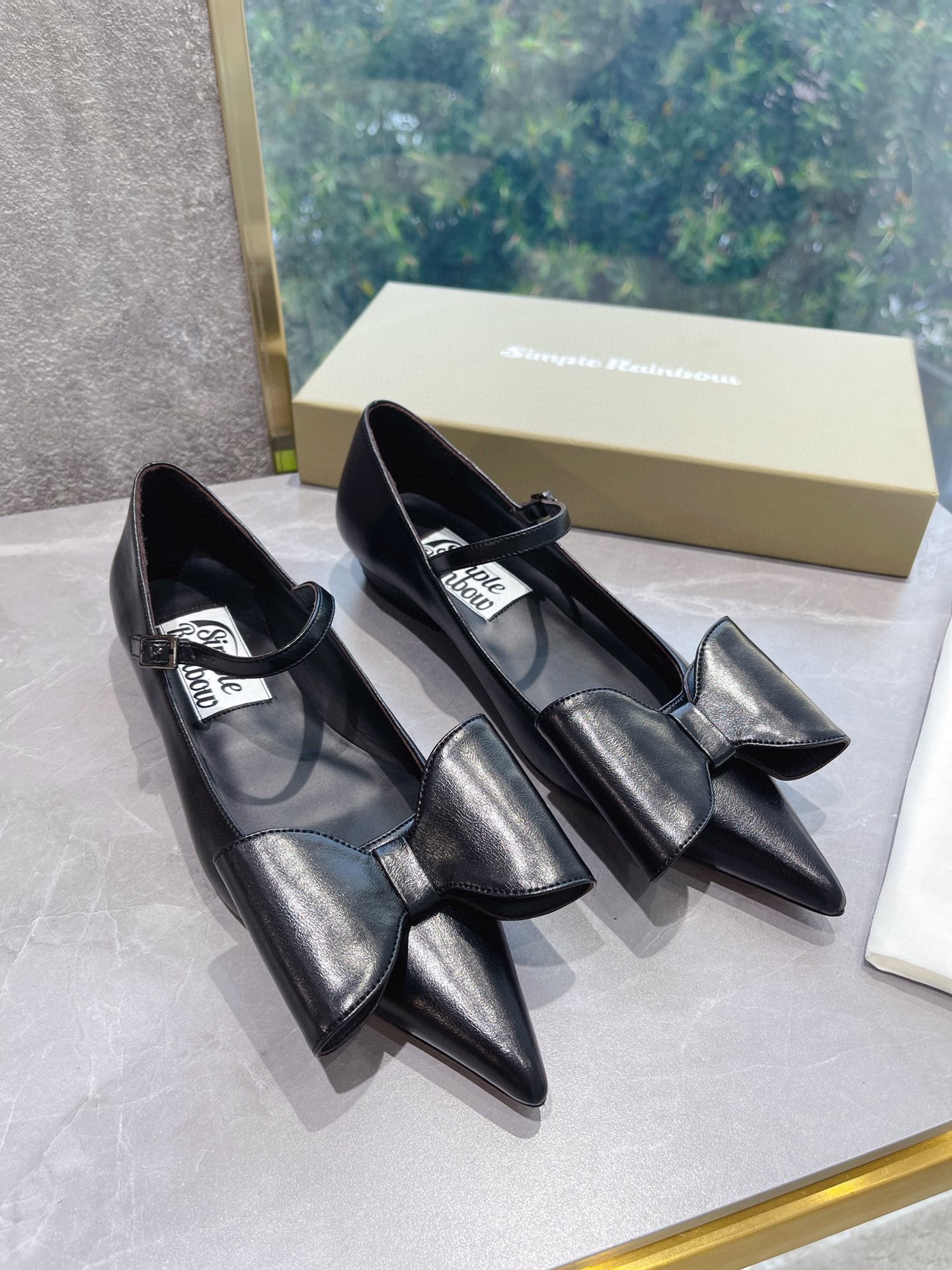 𝐒𝐌𝐅𝐊｜𝟐𝟎𝟐𝟐/𝐒𝐒 𝐧𝐞𝐰 The latest spring and summer models pointed bow Mary Jane retro and fashionable niche series