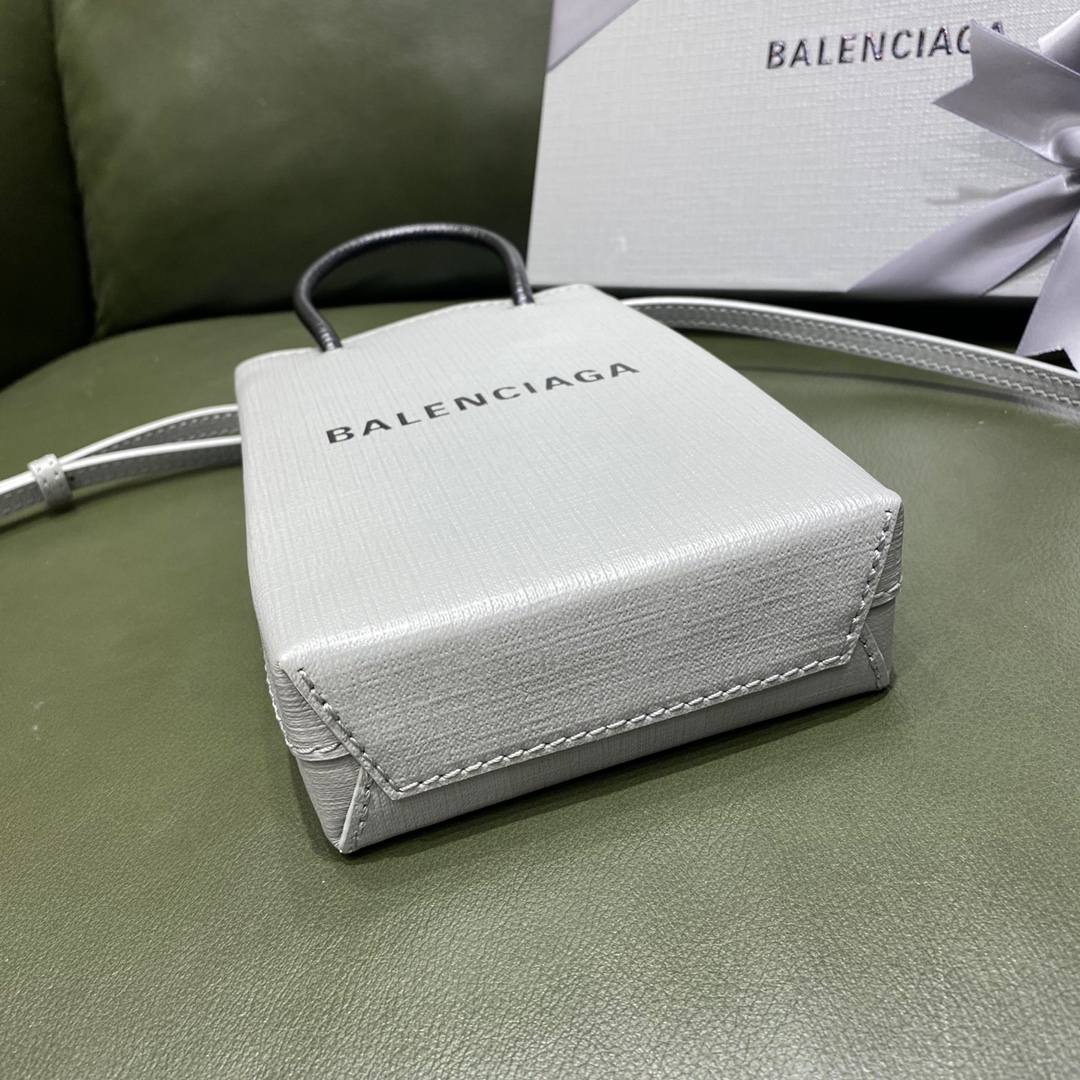 BALENCIAGA 𝗦𝗵𝗼𝗽𝗽𝗶𝗻𝗴 𝗯 𝗮𝗴 Cowhide shopping paper bag