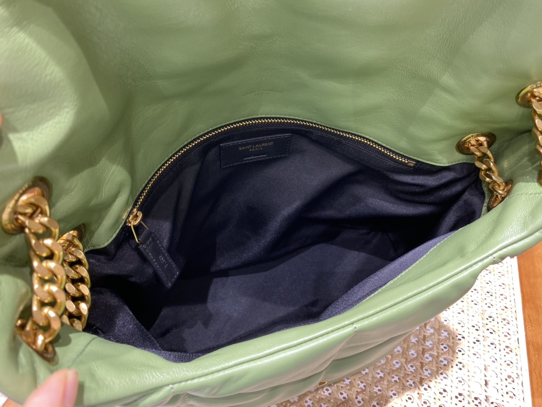 SAINT LAURENT #𝙇𝙤𝙪𝙇𝙤𝙪 𝙥𝙪𝙛𝙛𝙚𝙧#57747(large gold buckle)