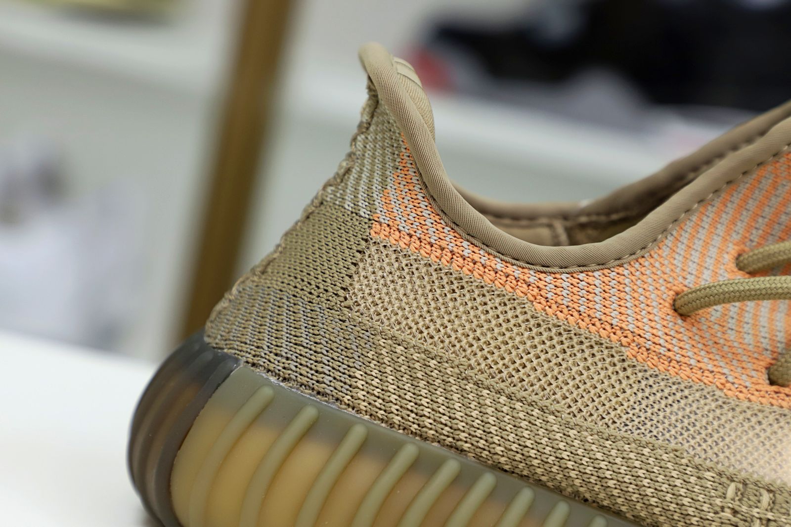 Yeezy boost 350 v2 sand