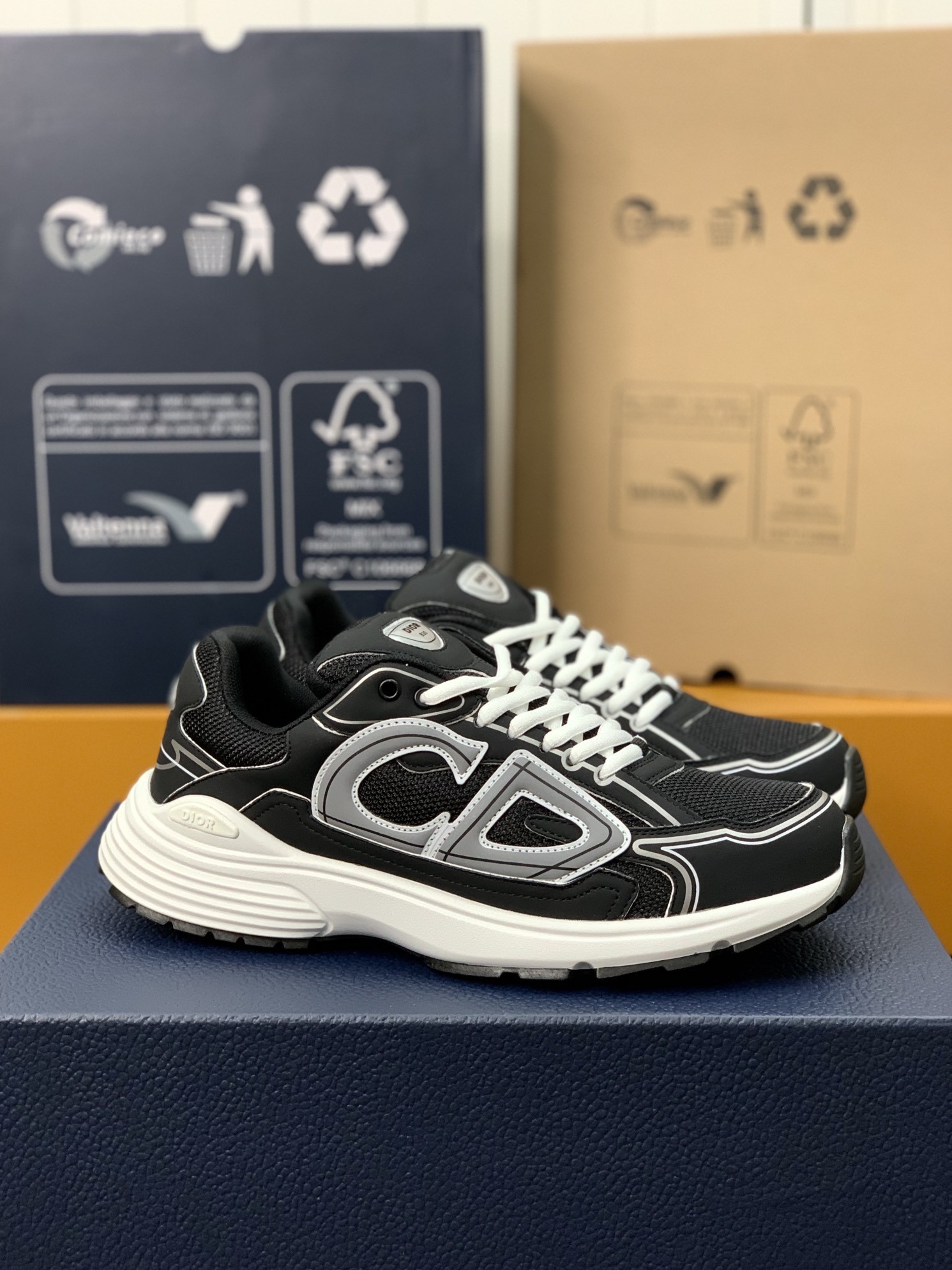 DIOR NEW ARRIVAL B30 Clunky Sneaker