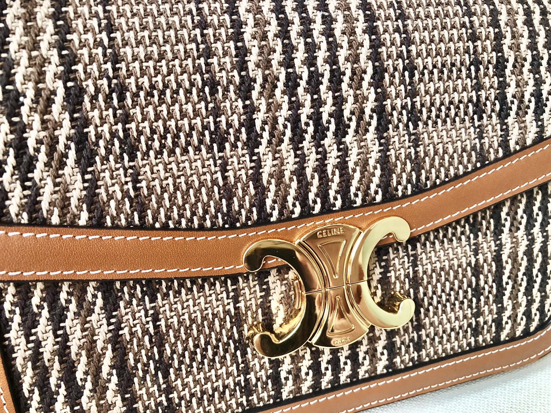 𝐂𝐞𝐥𝐢𝐧𝐞 Triomphe Medium 22.5cm