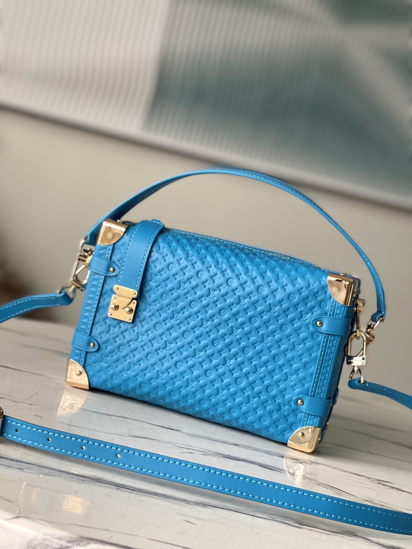 𝐋𝐎𝐔𝐈𝐒 𝐕𝐔𝐈𝐓𝐓𝐎𝐍   M46358