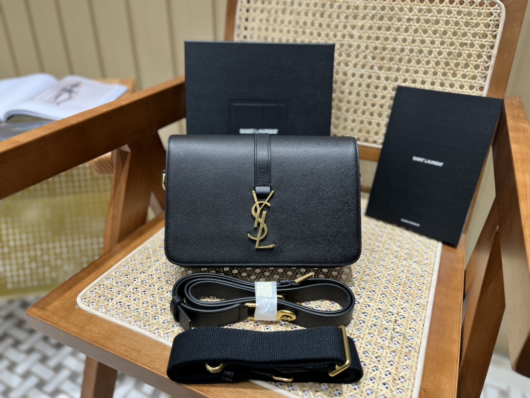 SAINT LAURENT 𝗨𝗻𝗶𝘃𝗲𝗿𝘀𝗶𝘁𝘆 𝗕𝗮𝗴 #416652original leather.JD