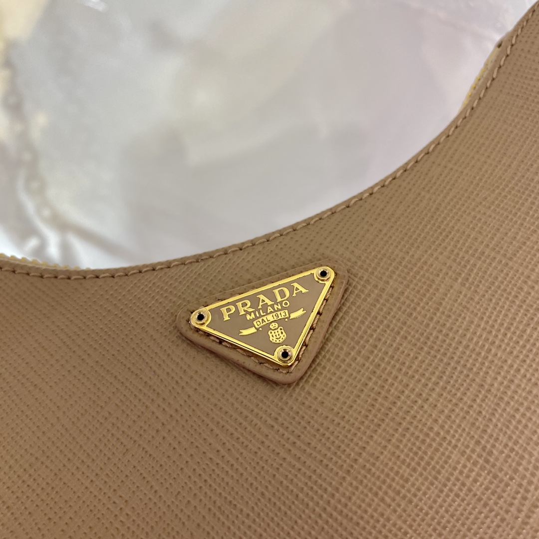 𝐏𝐑𝐀𝐃𝐀 mini 3 in 1 1BH174