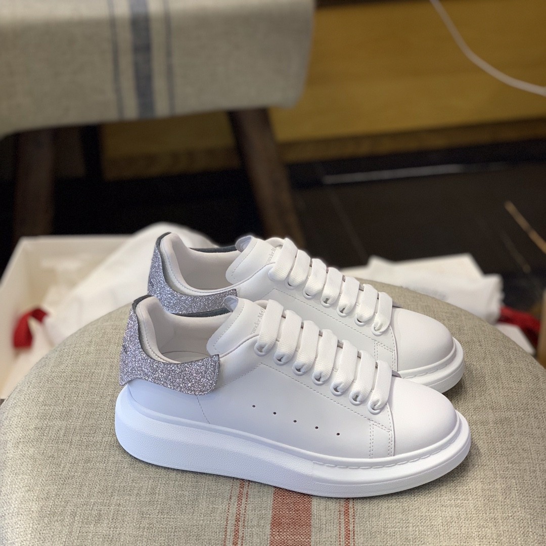 Alexander McQueen MQ White Tricolor tail Sneakers