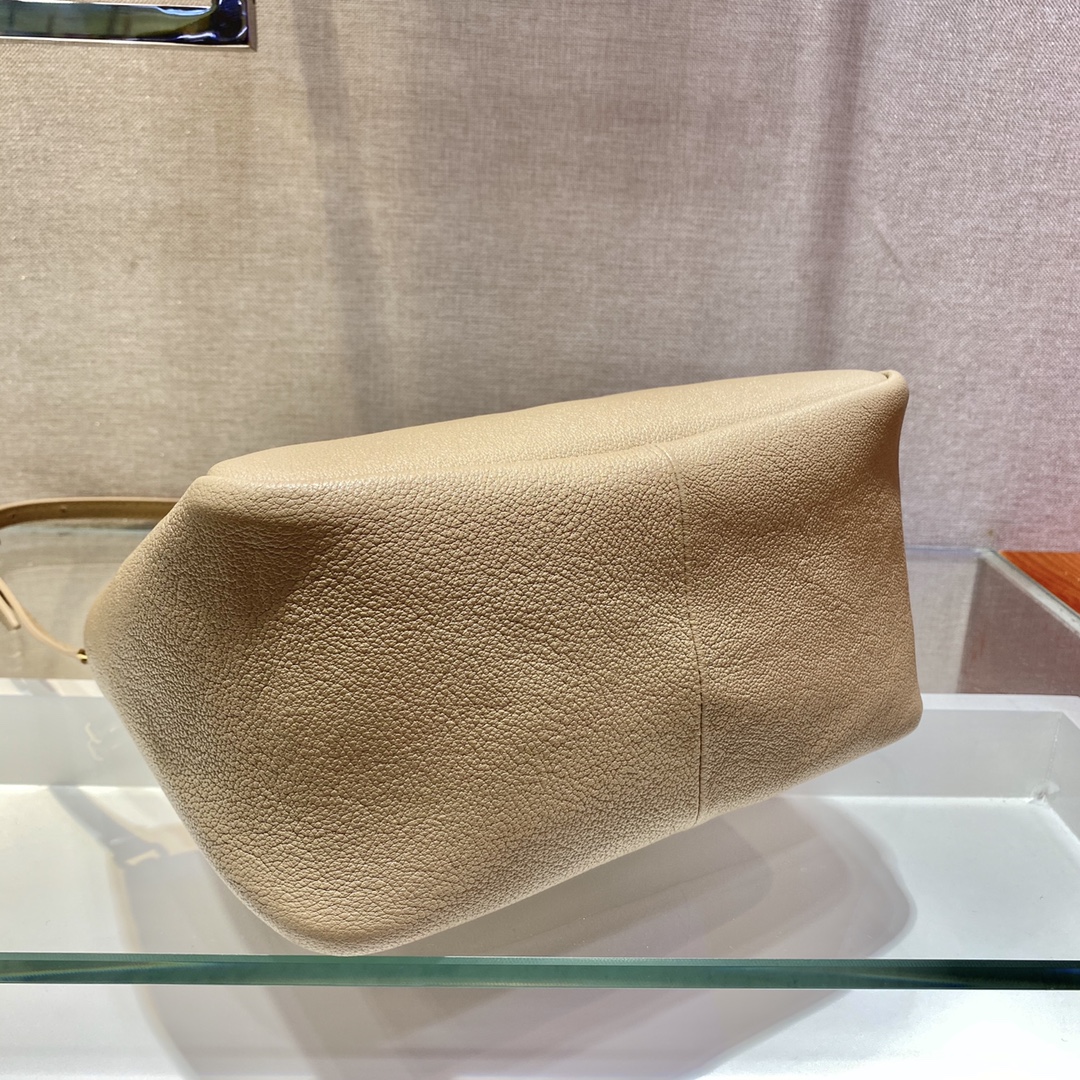 𝐏𝐑𝐀𝐃𝐀 New Model 1BC142