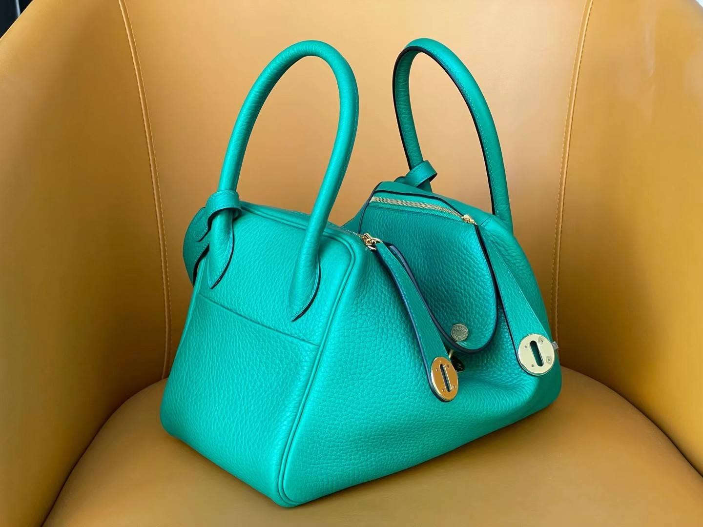 lindy26 velvet green tc leather gold buckle