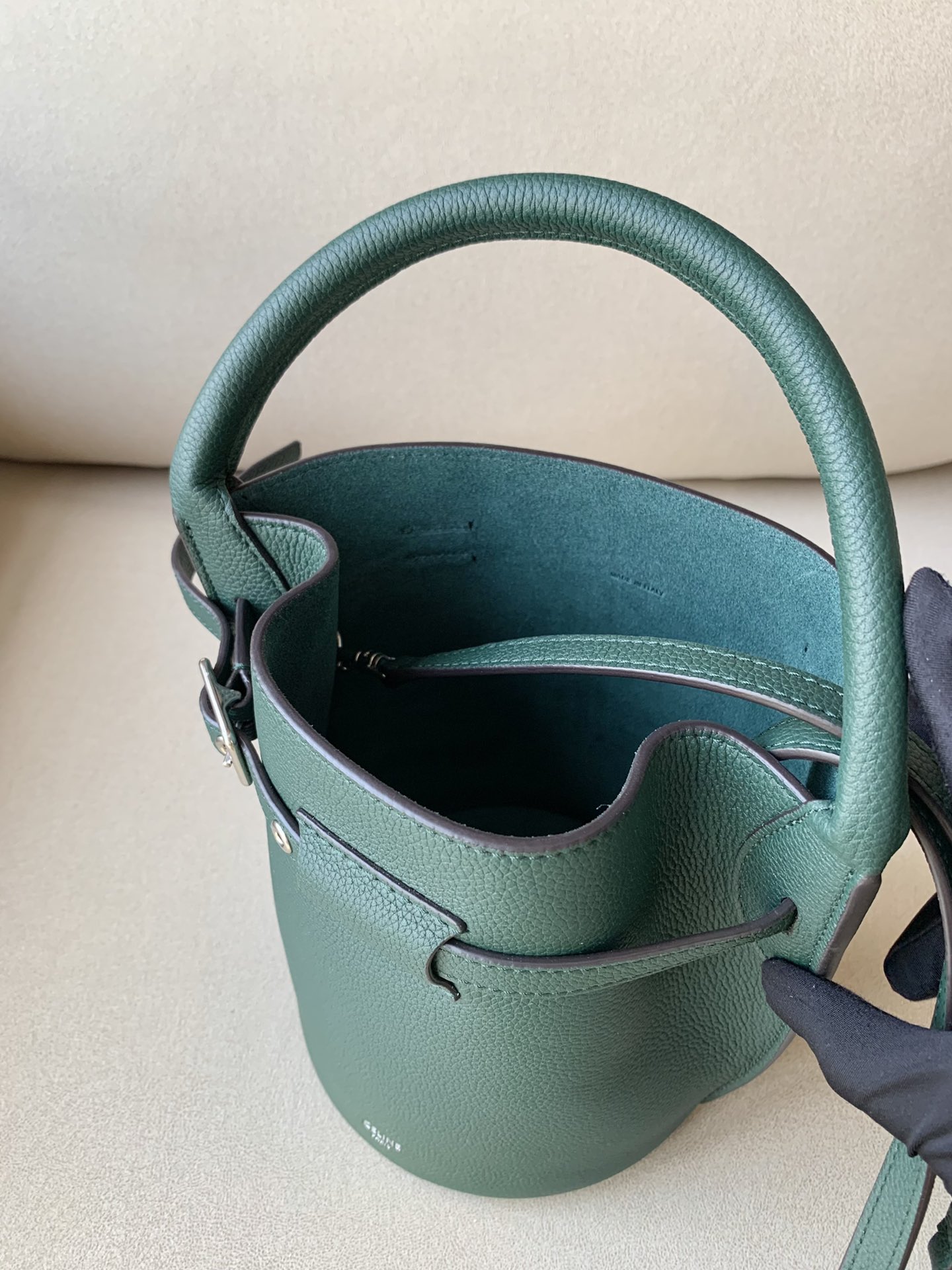 𝐂𝐞𝐥𝐢𝐧𝐞 Bigbag bucket nano  calfskin