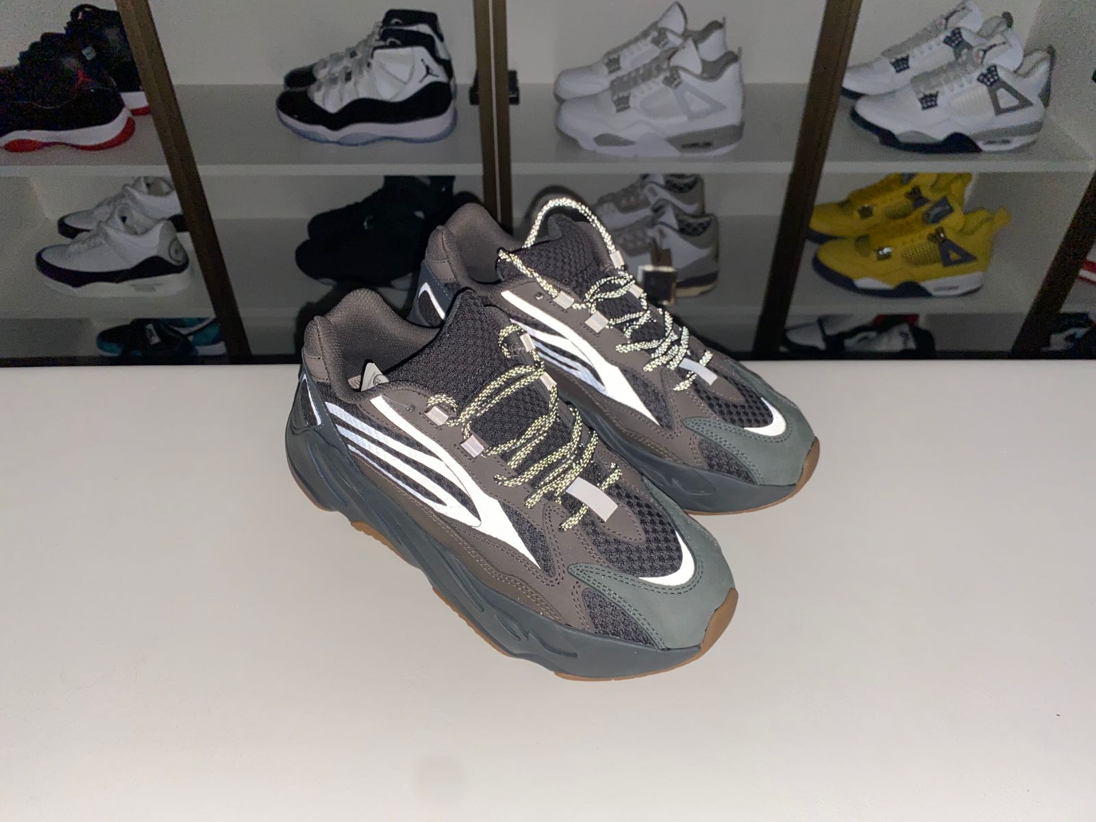 Yeezy boost 700 V2 Geode