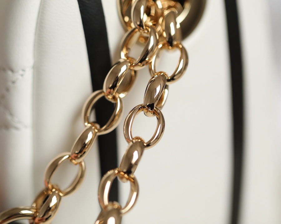 DIOR VIBE Medium Dumpling Bag