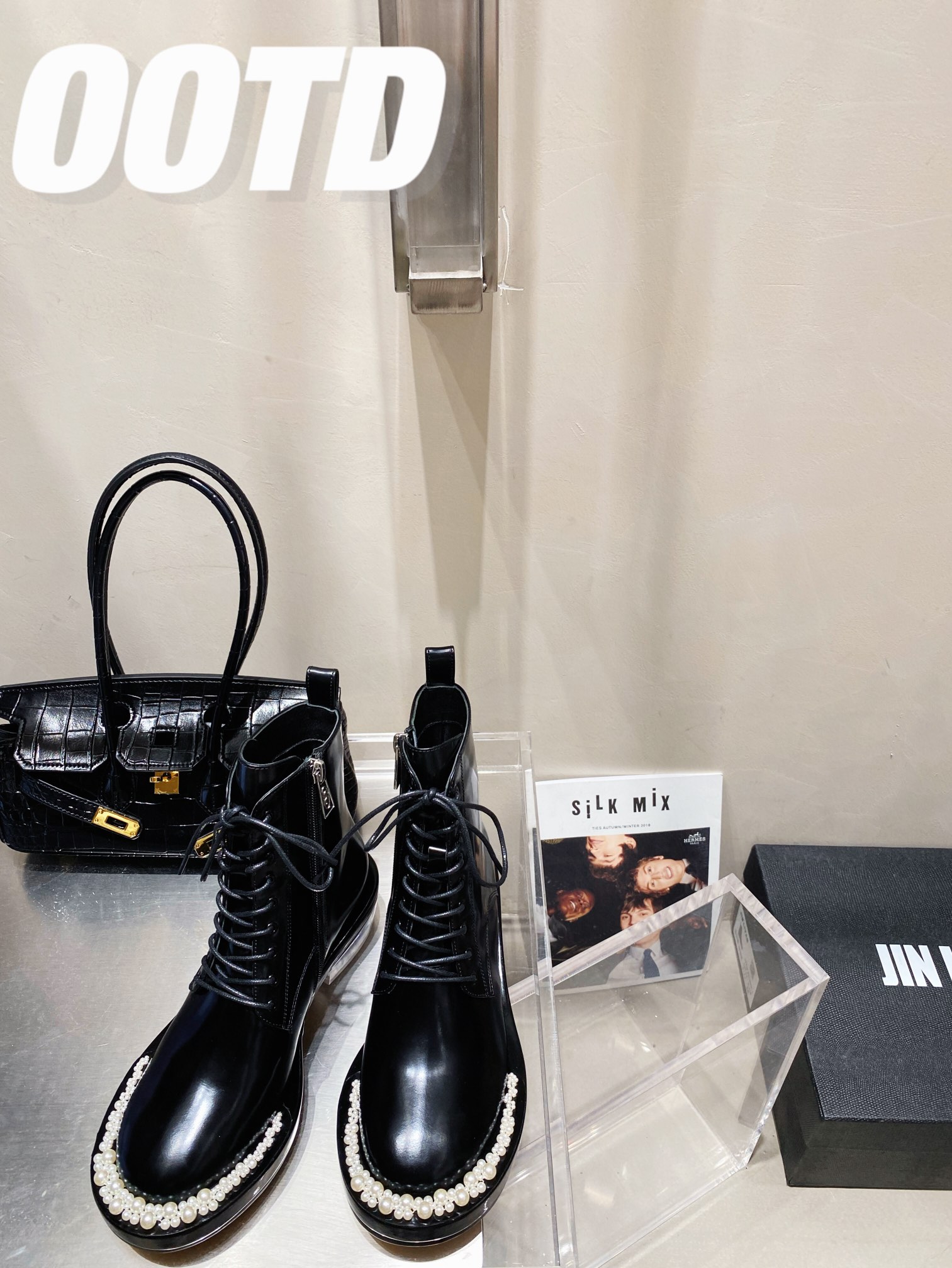 SR&HM | 𝟐𝟎𝟐𝟏/𝐒𝐒 𝐧𝐞𝐰 Sr&Hm niche designer brand 2021 fall/winter new biker boots