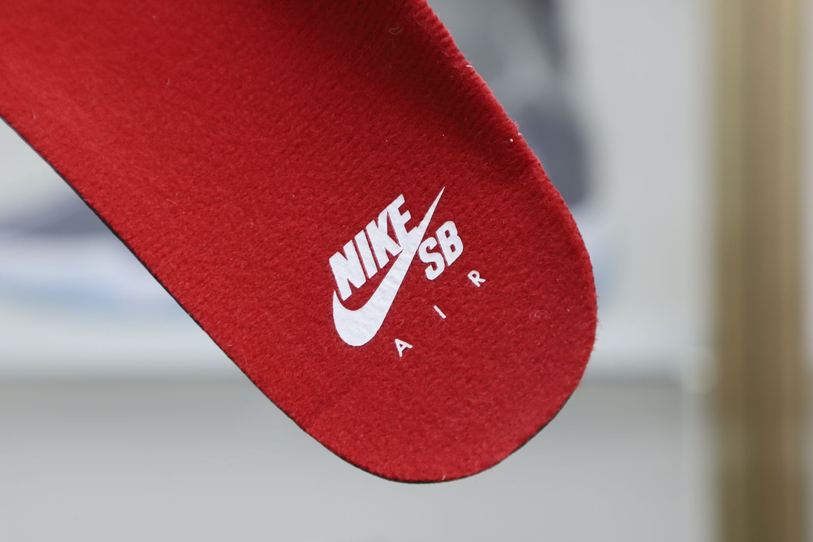 NIKE SB X AIR JORDAN 4 RETRO PINE GREEN