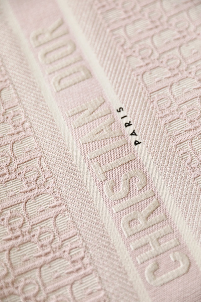 DIOR TOTE Pink Oblique pattern