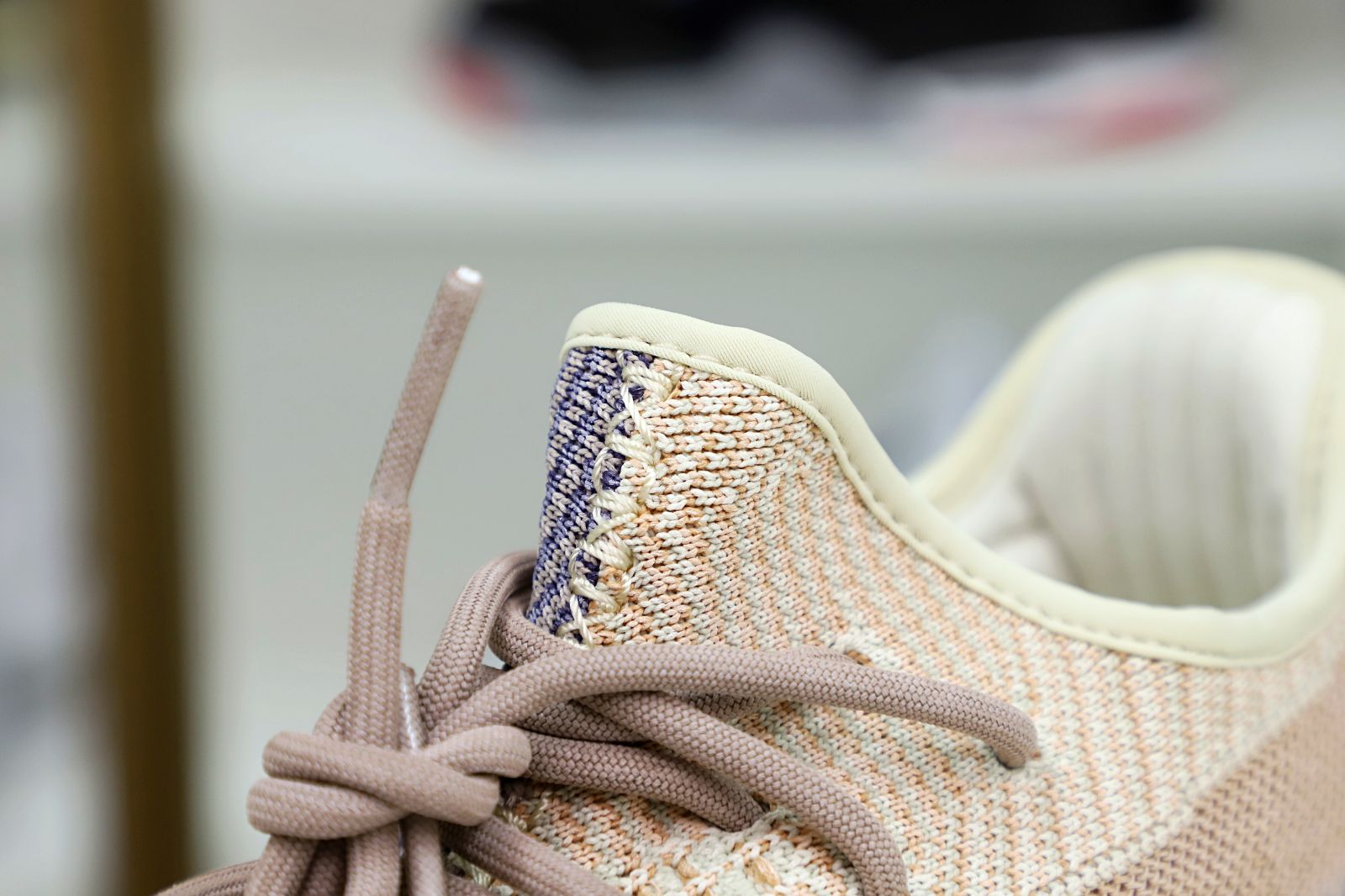 YEEZY BOOST 350 V2 ASH PEARL