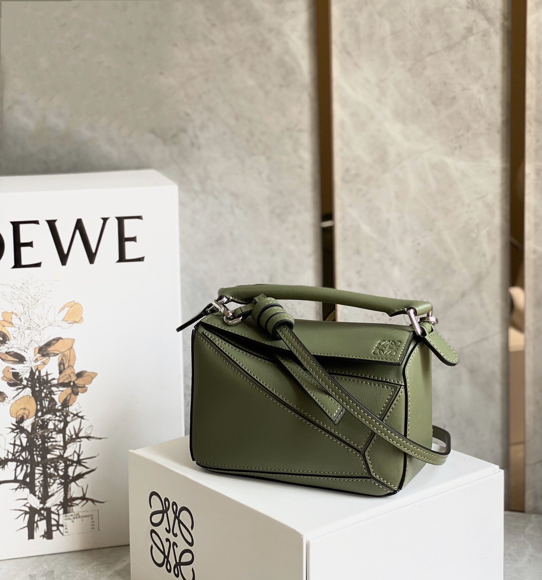 LOEWE super mini Puzzle bag