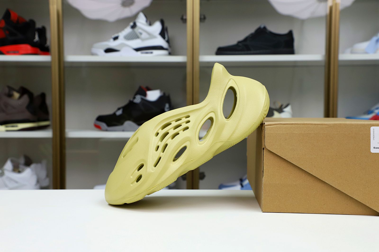 Yeezy Foam Runner Sulfur