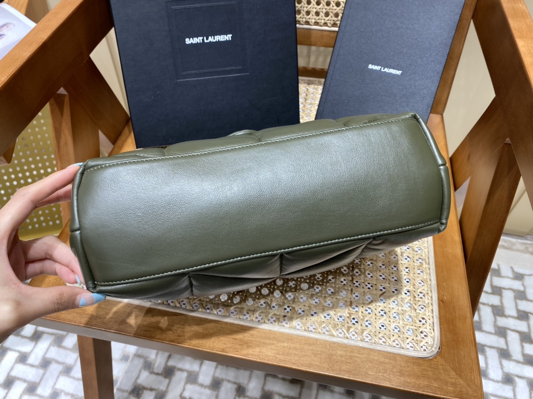 SAINT LAURENT #𝙇𝙤𝙪𝙇𝙤𝙪 𝙥𝙪𝙛𝙛𝙚𝙧#57747(large gold buckle)