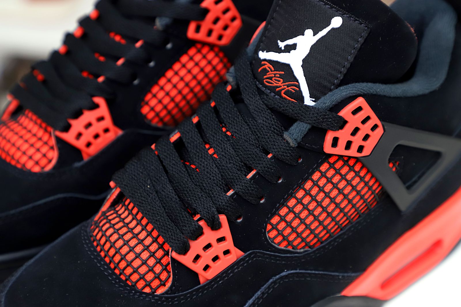 AIR JORDAN 4 RETRO RED THUNDER