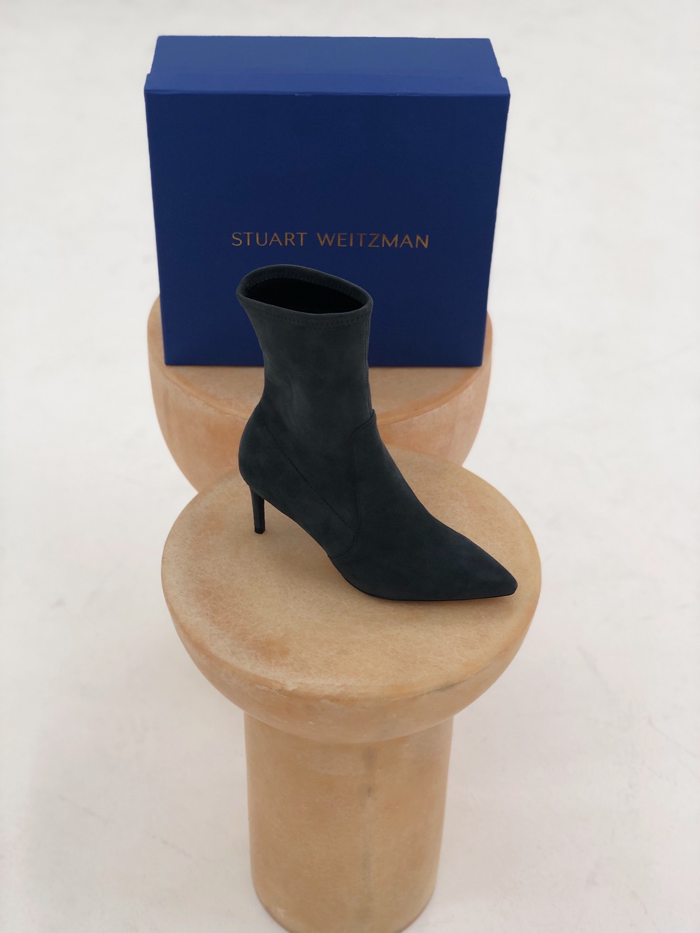 Stuart Weitzman Model: WREN7.5cm Stuart Weitzman TPU outsole