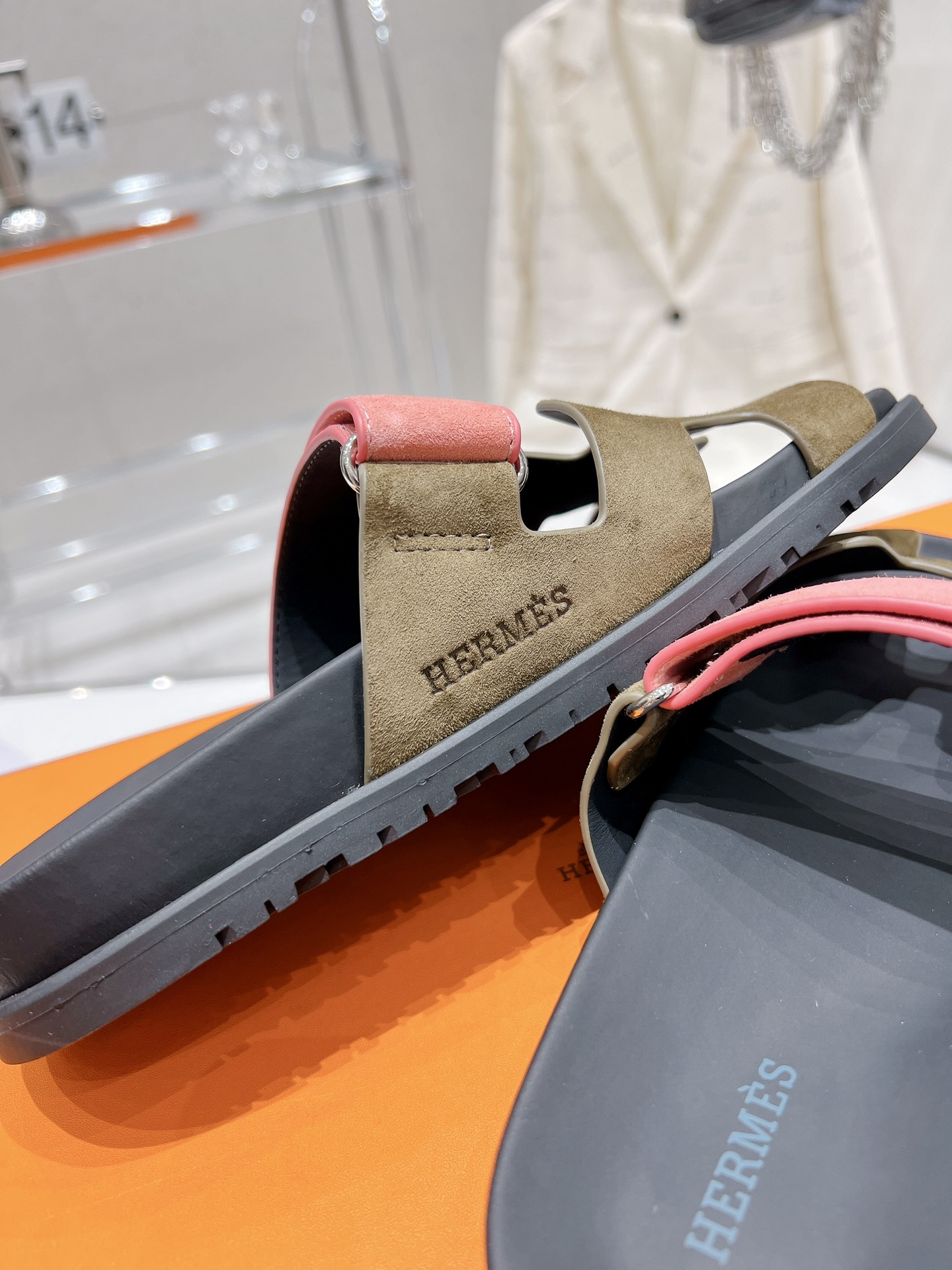 Hermes spring and summer sandals series couple models classic models