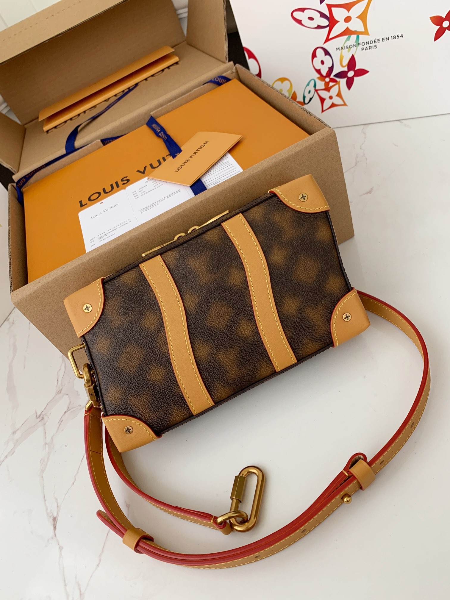 LOUIS VUITTON SOFT TRUNK frame M81580 SIZE:22.5*14*5cm