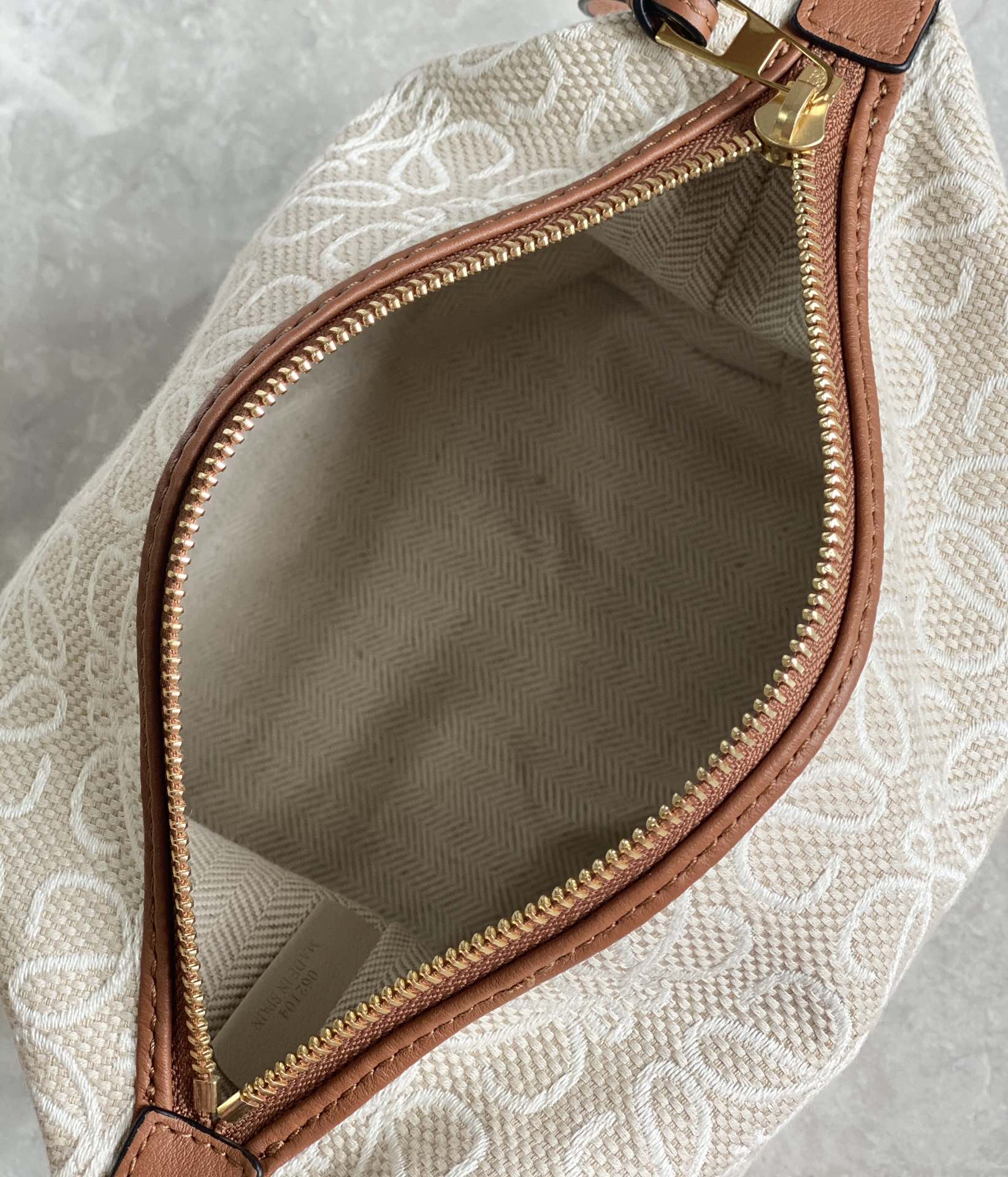 LOEWE cubi bento bag