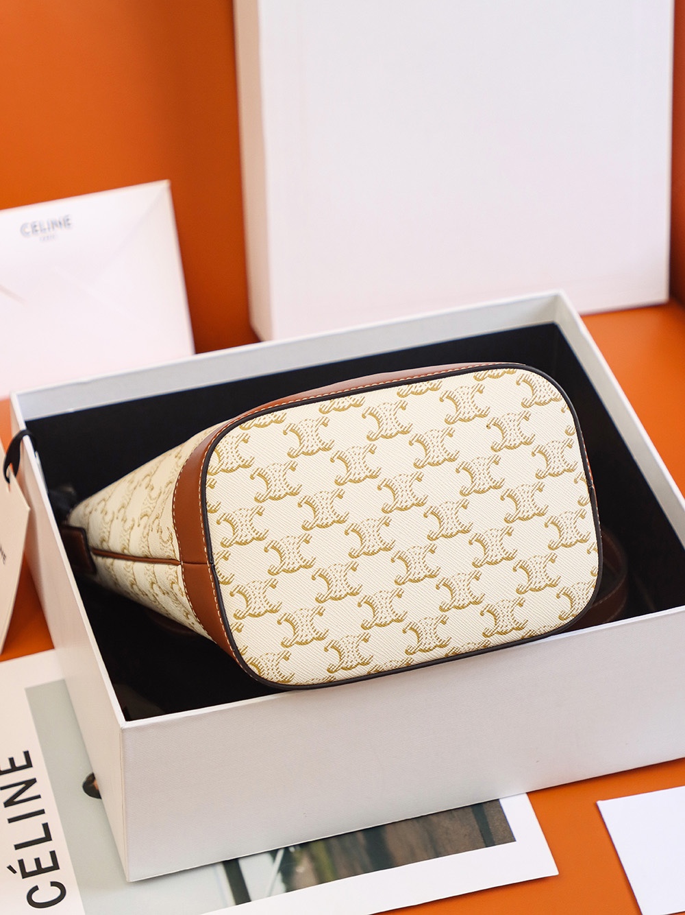 𝐂𝐞𝐥𝐢𝐧𝐞𝐓𝐑𝐈𝐎𝐌𝐏𝐇𝐄 𝐂𝐀𝐍𝐕𝐀𝐒 bucket bag #191442