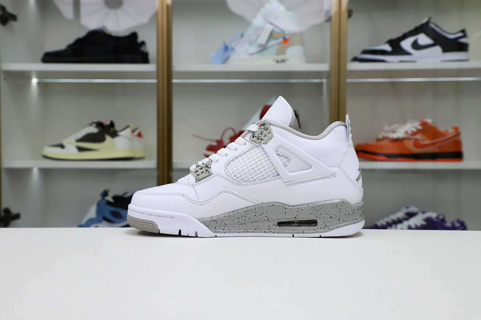 AIR JORDAN 4 RETRO WHITE OREO