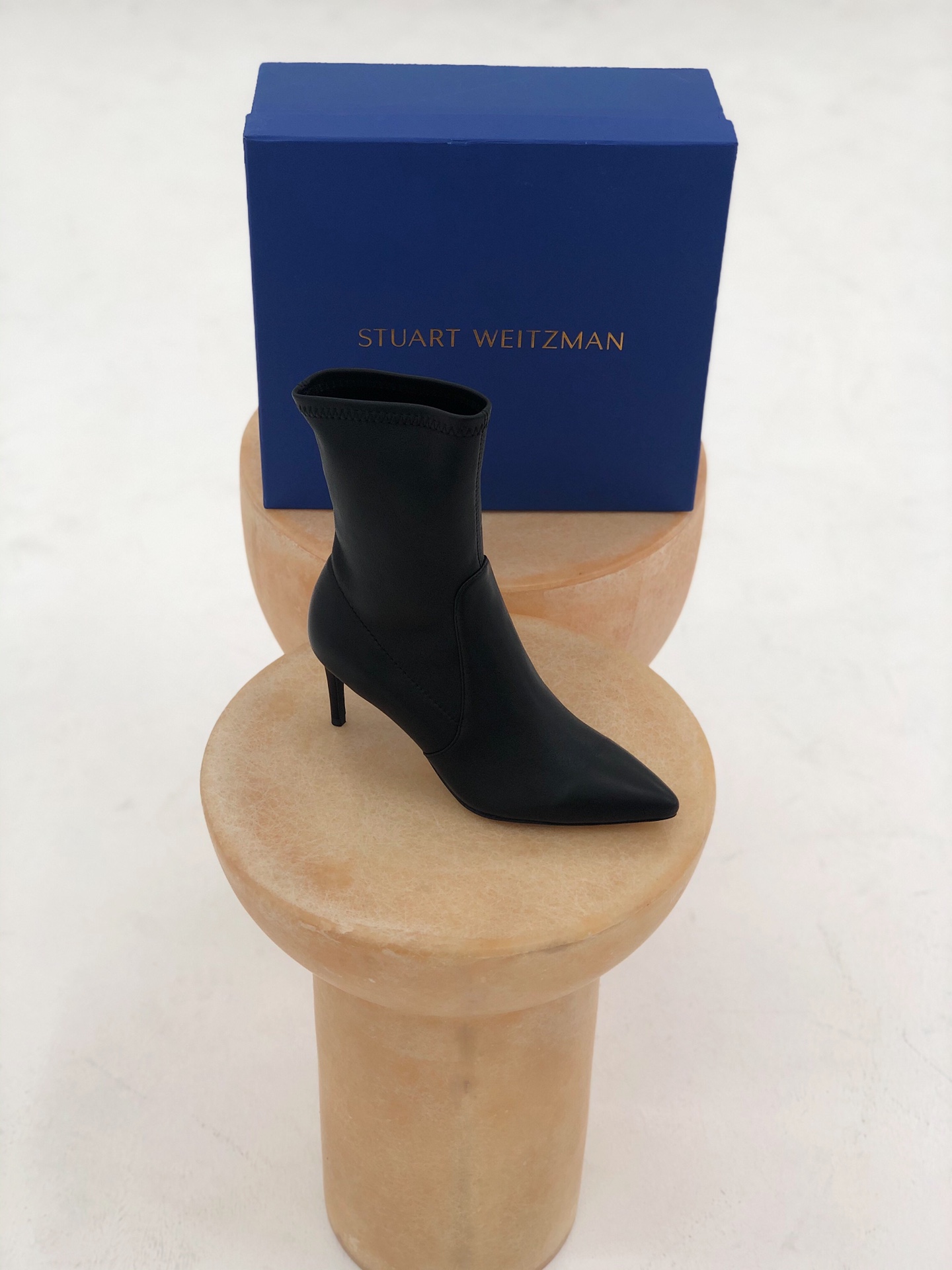Stuart Weitzman Model: WREN7.5cm Stuart Weitzman TPU outsole