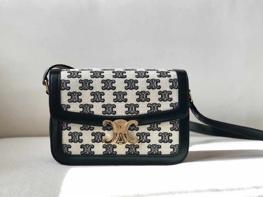 𝐂𝐞𝐥𝐢𝐧𝐞 Triomphe Medium 22.5cm